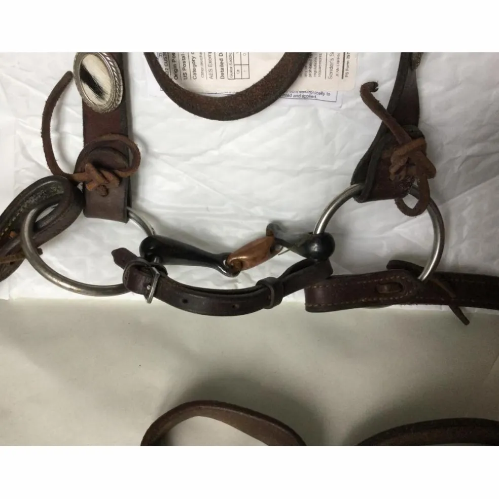 Bridon artisanale western avec peau de vache COBB