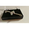 Broche