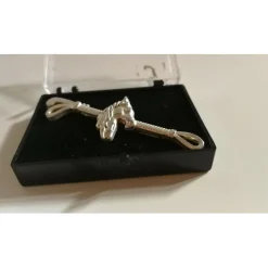 Broche