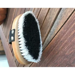 Brosse dur
