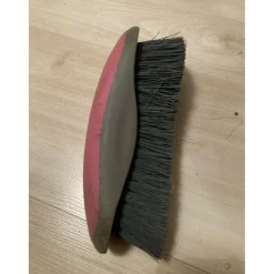 Brosse dure