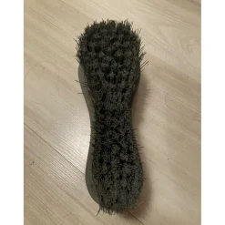 Brosse dure