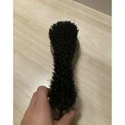 Brosse dure