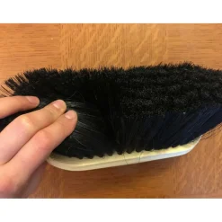 Brosse lustrante