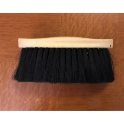 Brosse lustrante
