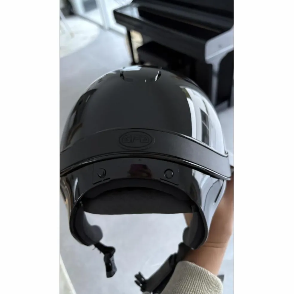 Casque GPA First Lady noir brillant