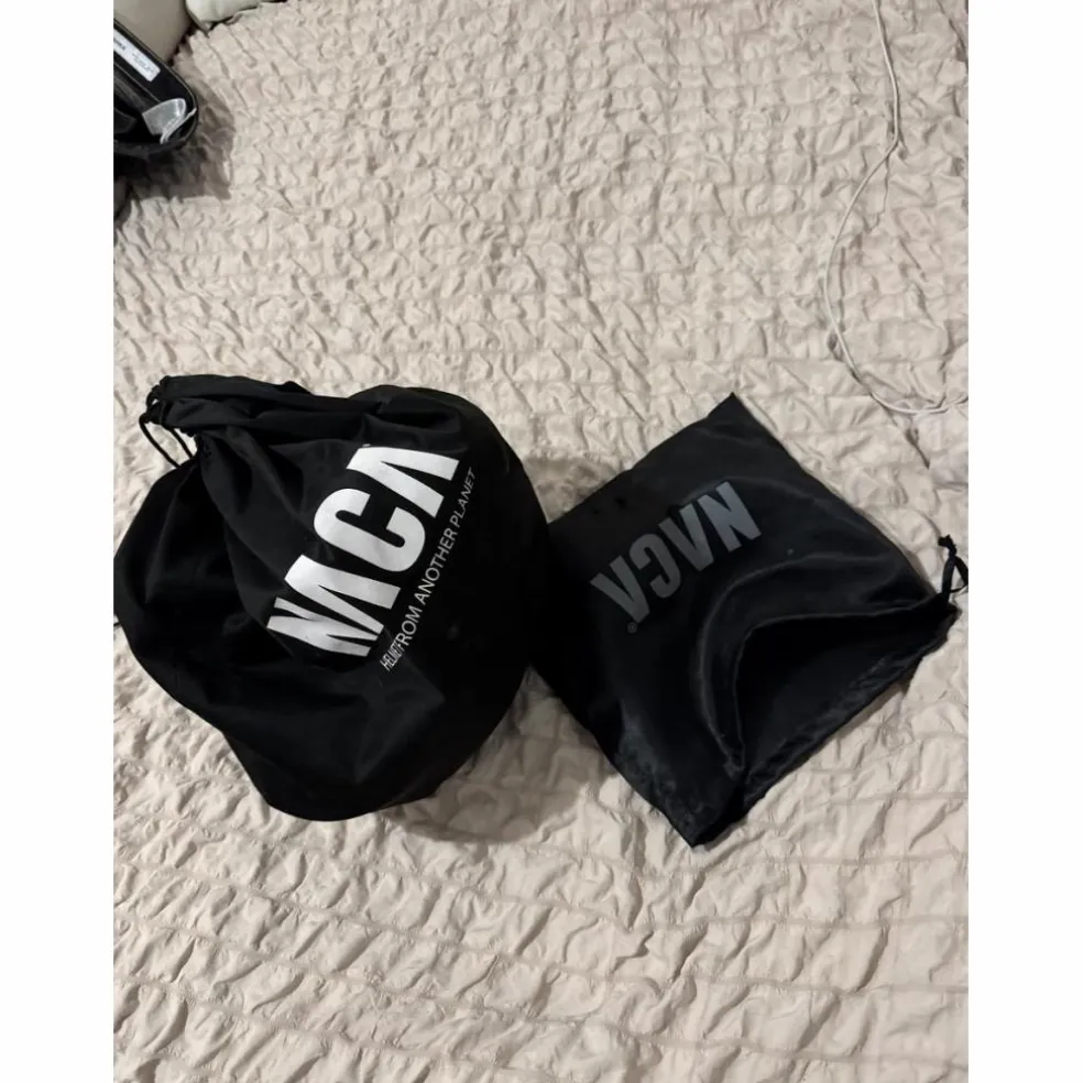 Casque gravity Naca