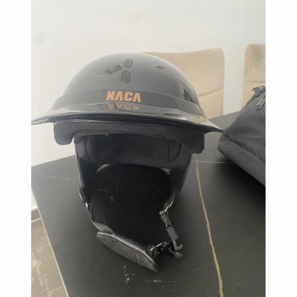 Casque NACA