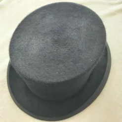 Chapeau de concours