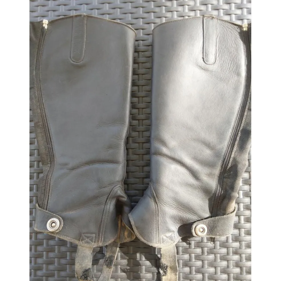 Chaps cuir Fouganza