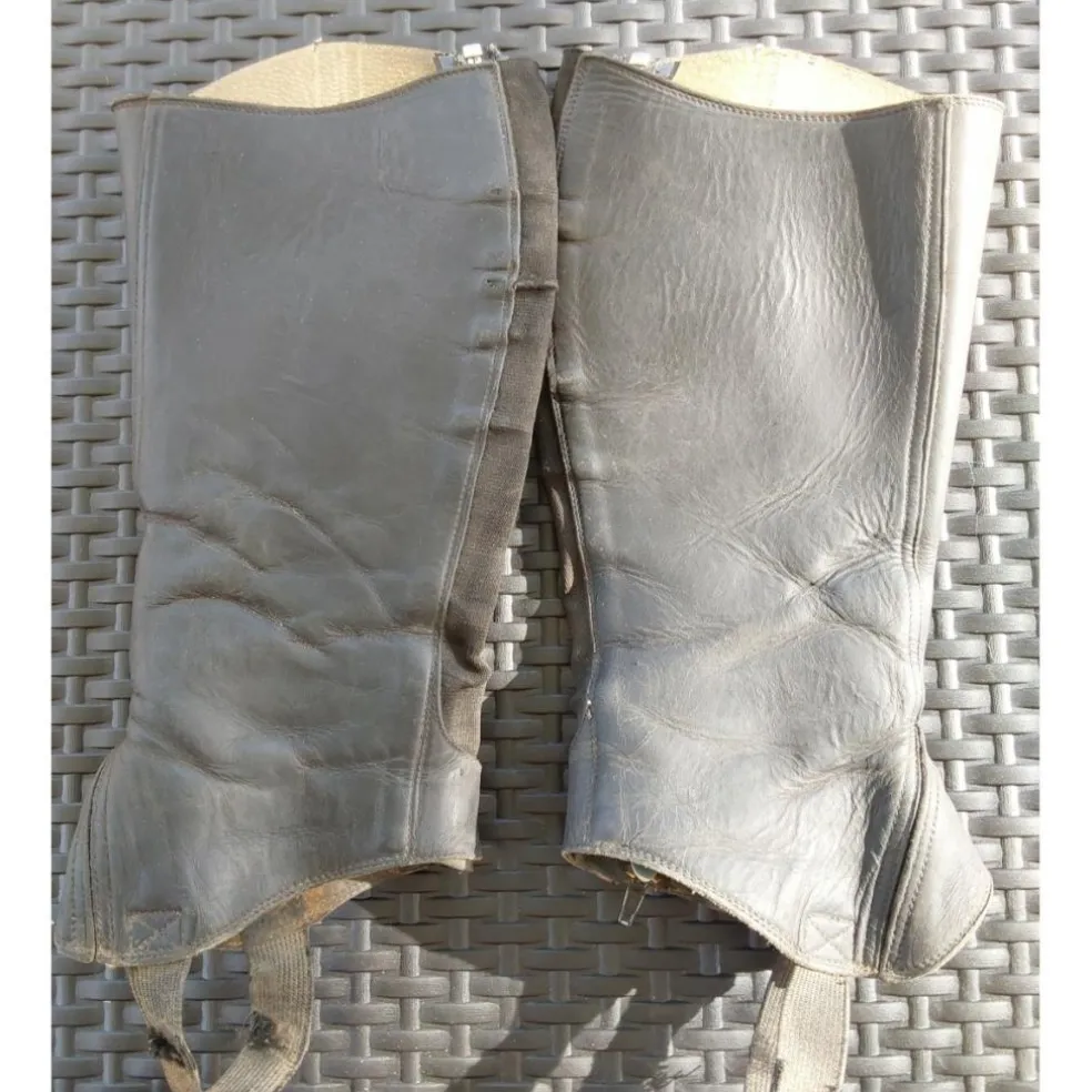 Chaps cuir Fouganza