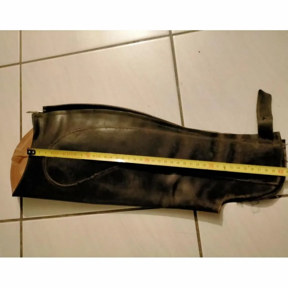 Chaps cuir noires