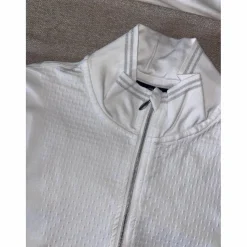 Chemise Mountain Horse