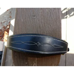 Collier de chasse en cuir