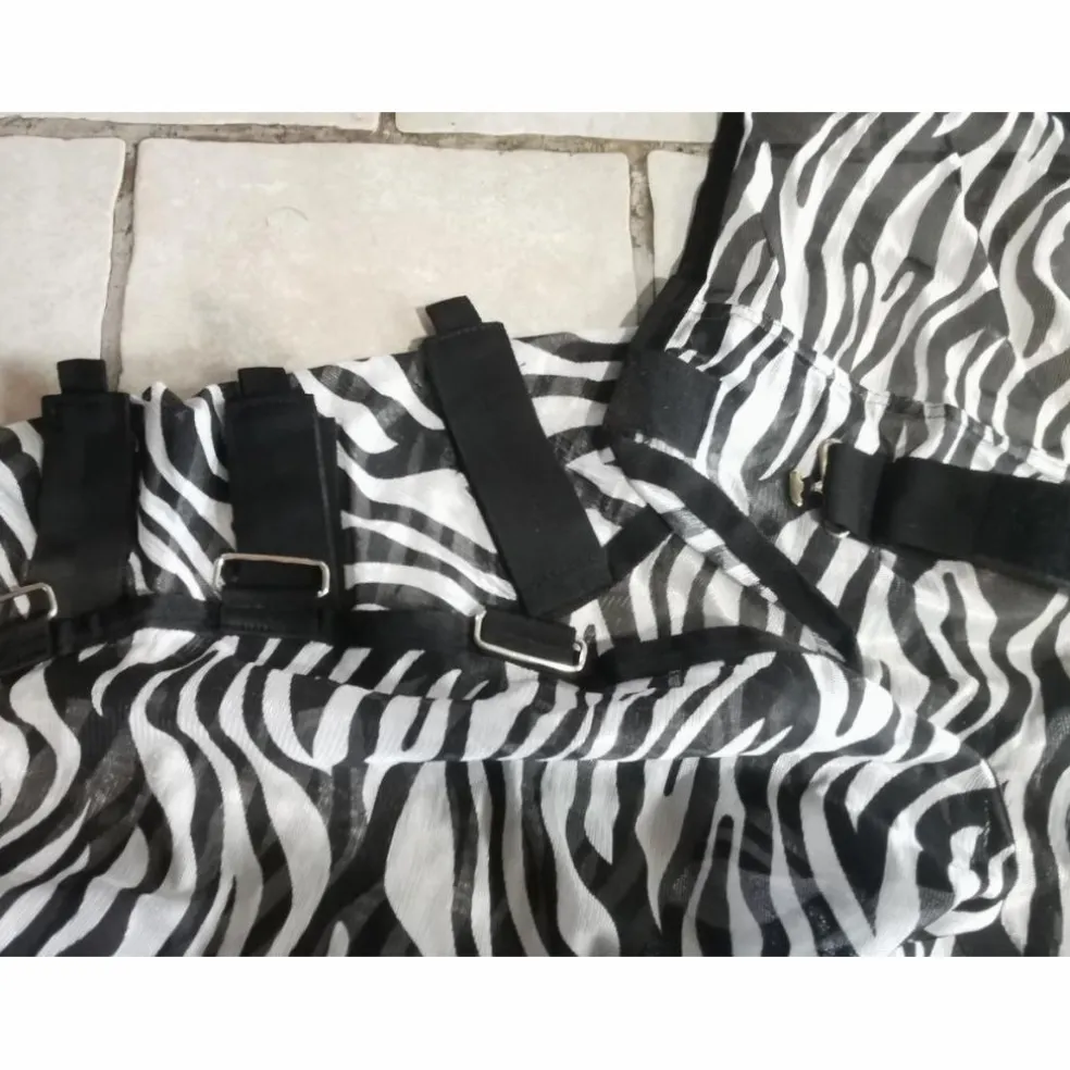 Couverture anti mouches 155
