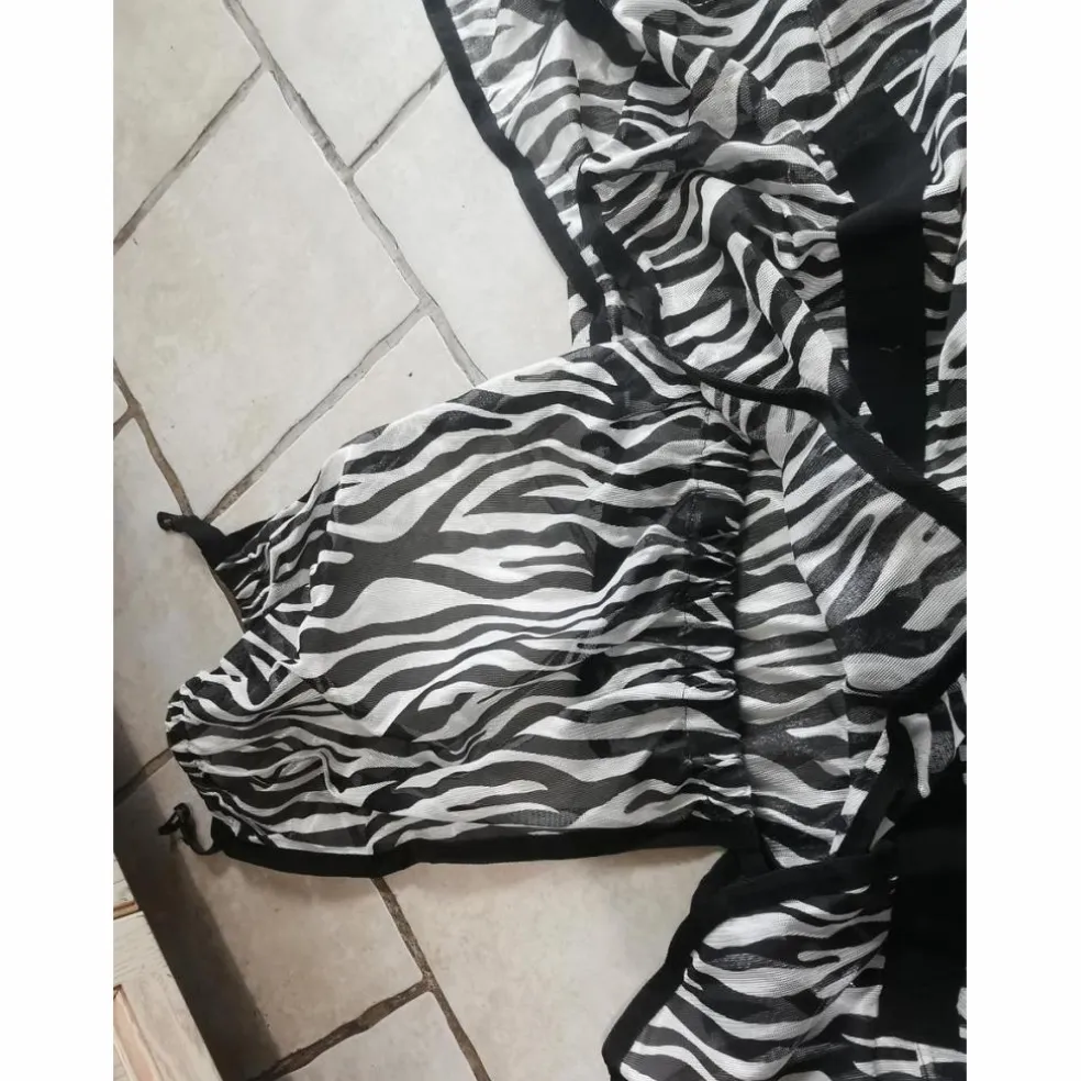Couverture anti mouches 155