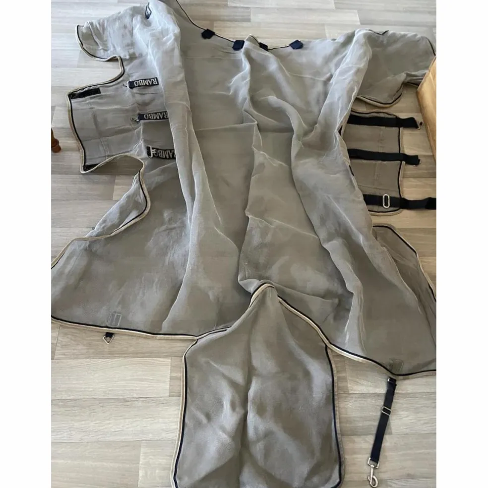Couverture anti mouches rambo protector 6’9