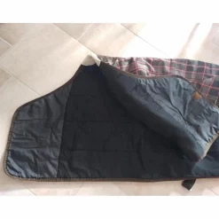 Couverture d'écurie Eskadron 125 cm