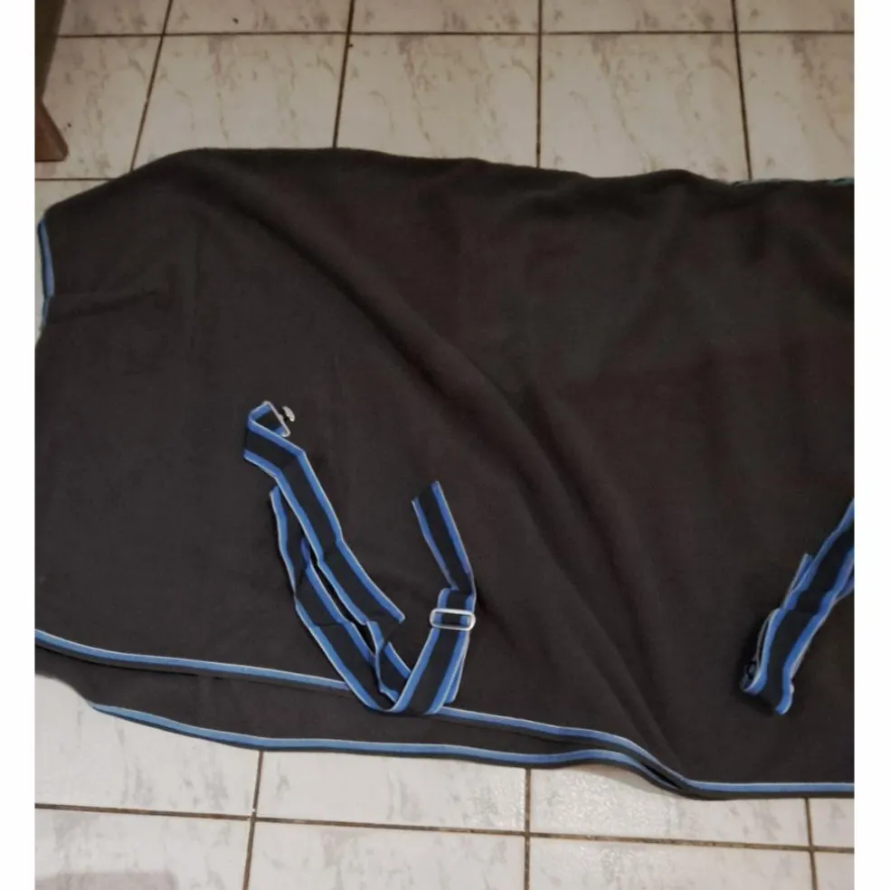 couverture equithème jamais utilisé