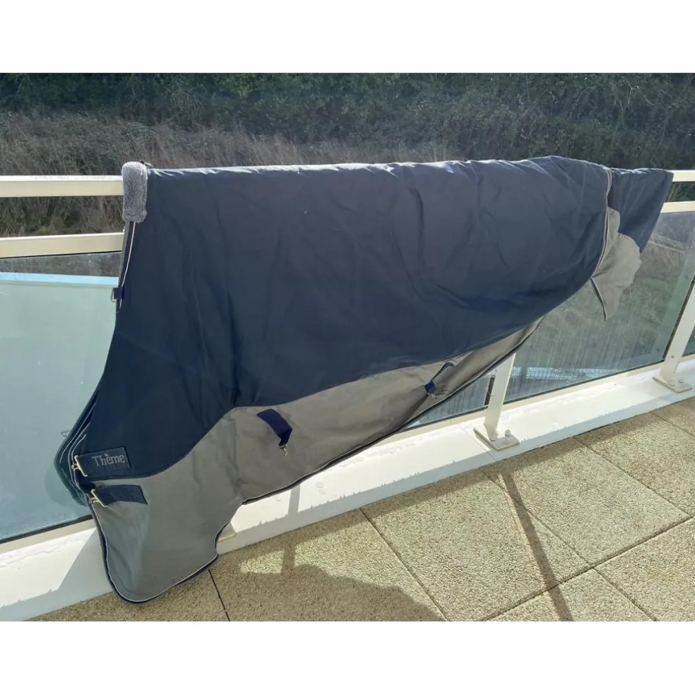 Couverture Equithème pour cheval