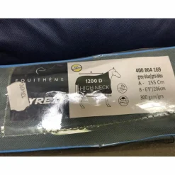 couverture extérieure neuve 300grs taille 155cm