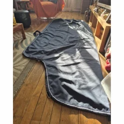 Couverture imperméable de monte