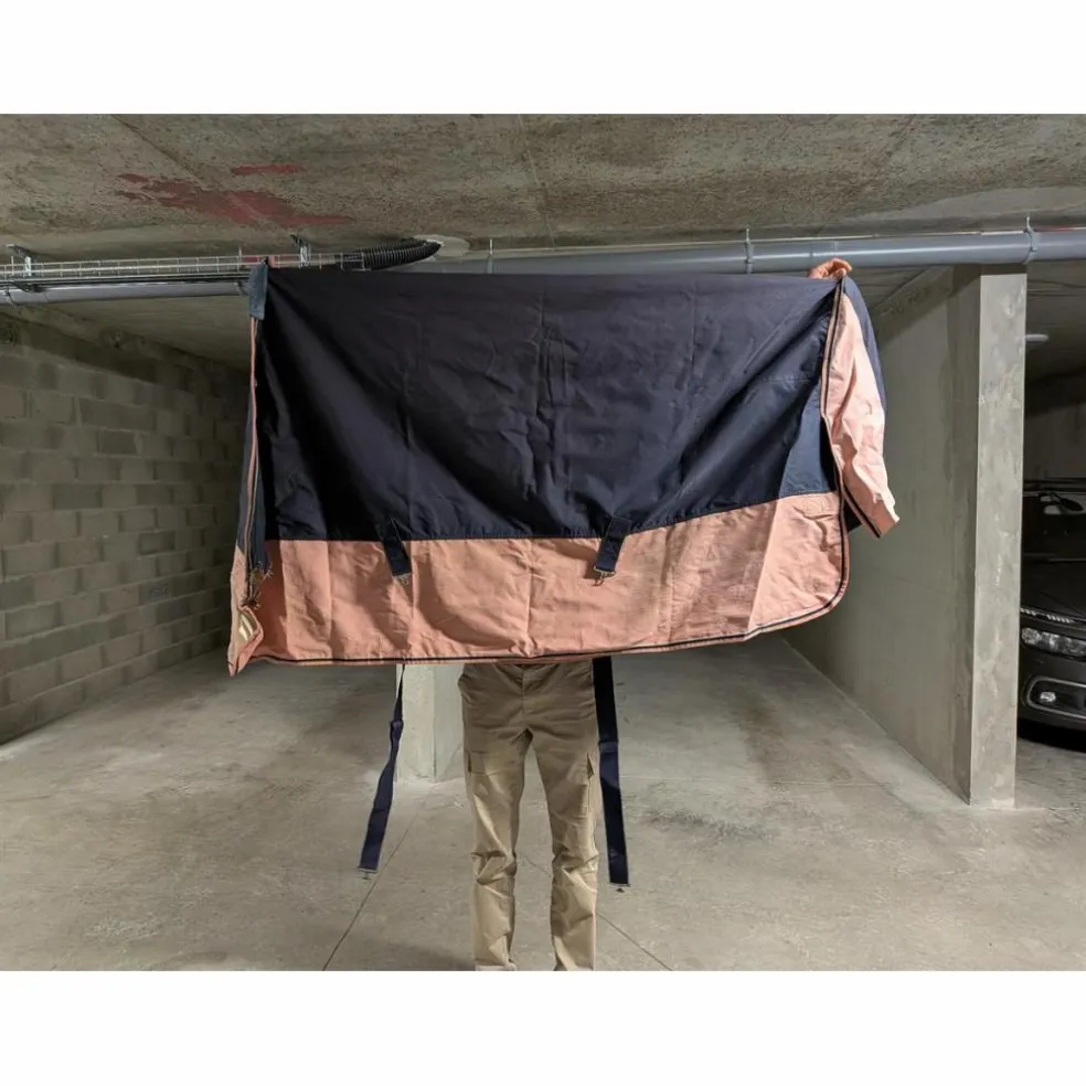 COUVERTURE IMPERMEABLE
