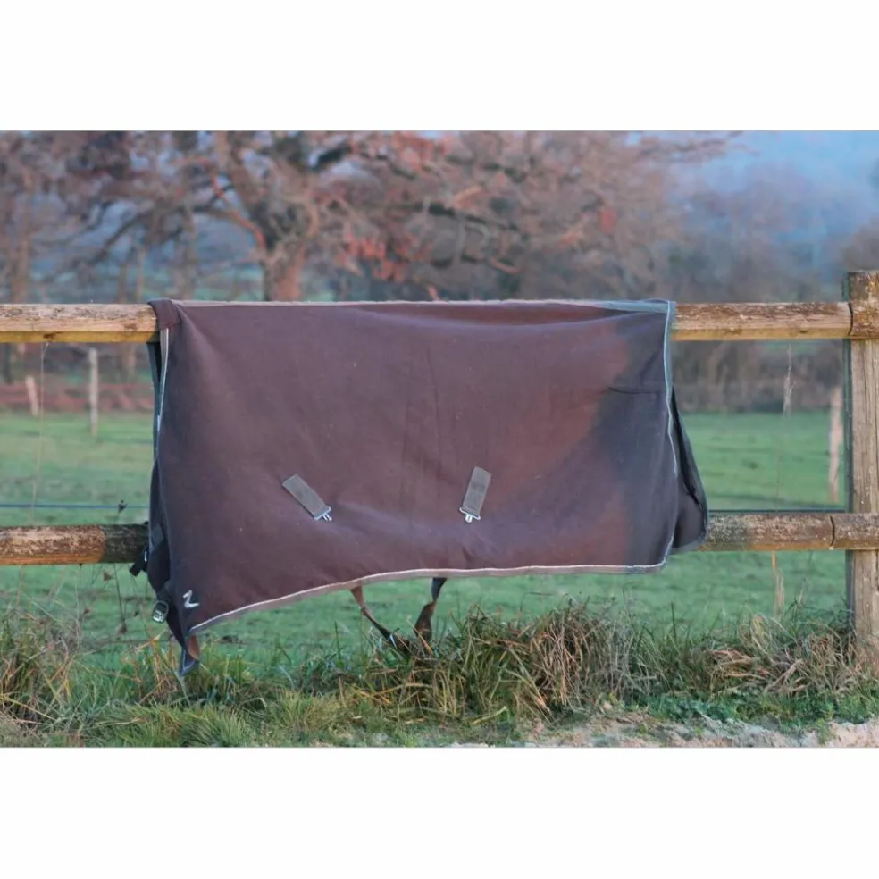 couverture polaire grise