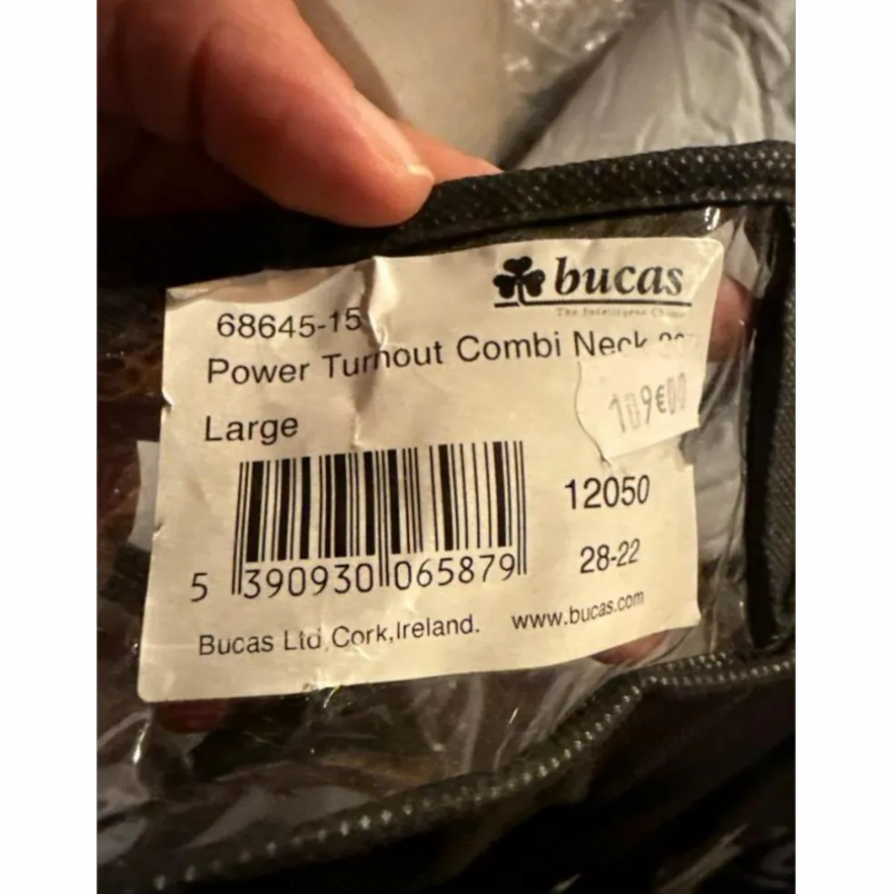 Couvre cou Bucas powerturnout 300g