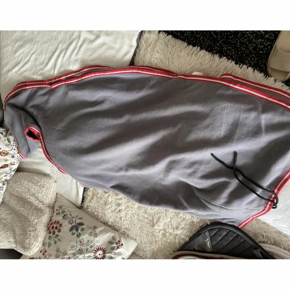couvre reins polaire