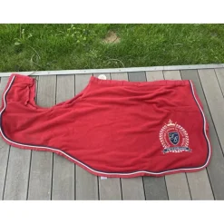 Couvre reins rouge polaire Félix Buhler