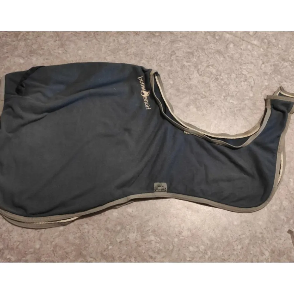 Couvre-reins polaire t 135