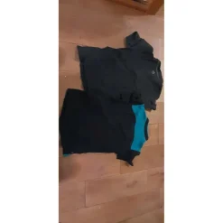 Deux tee-shirt