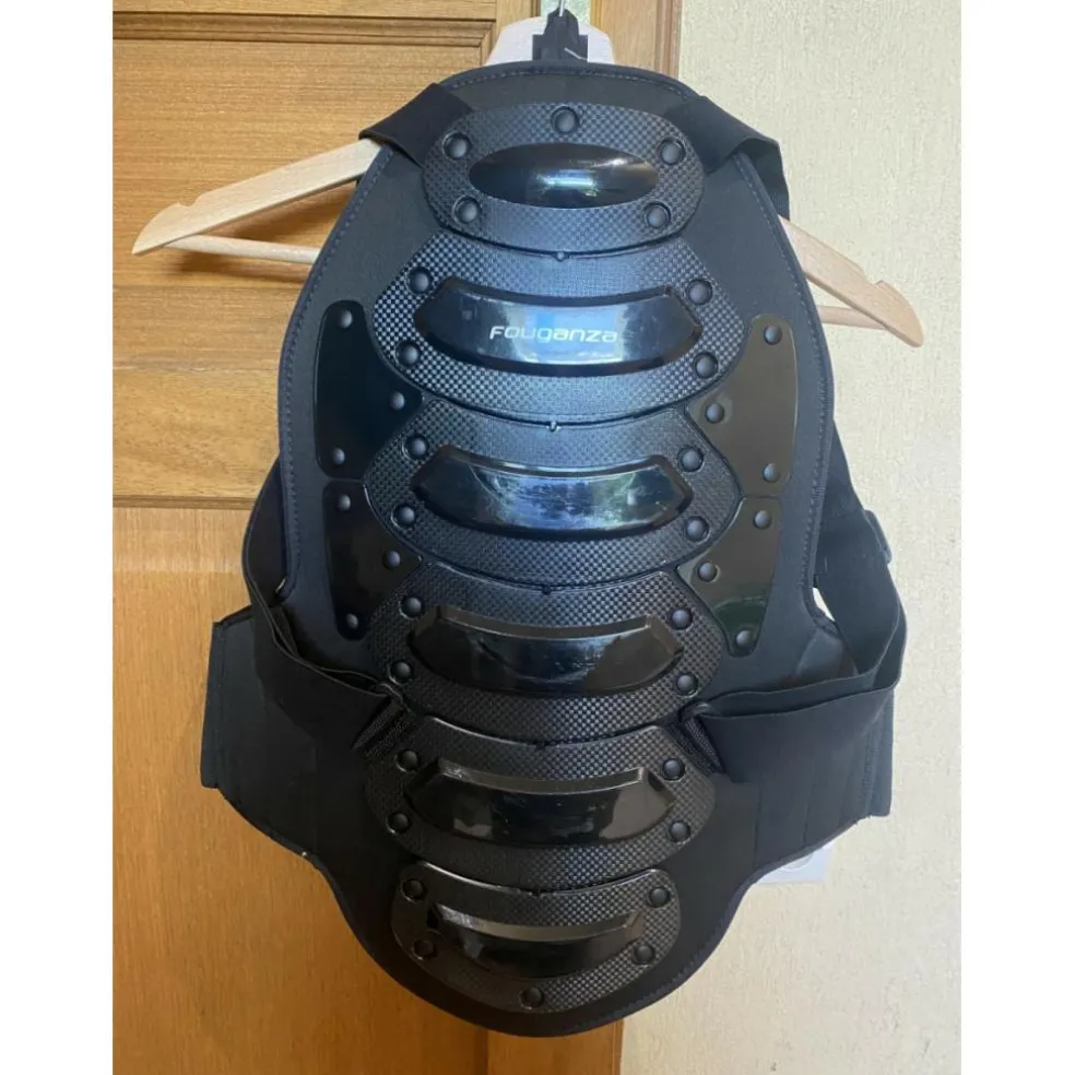 Dorsale fouganza neuve taille m