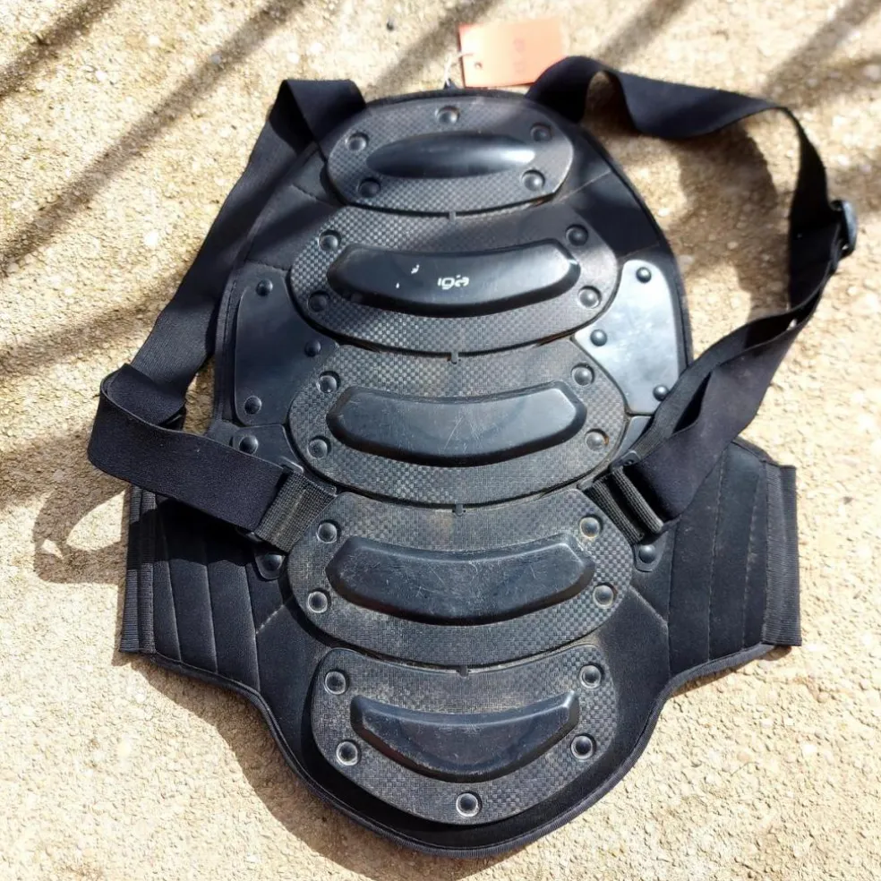 Dorsale noir Fouganza