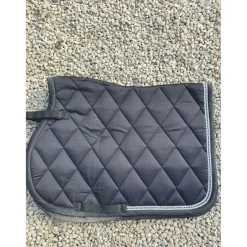 Ensemble bonnet et tapis