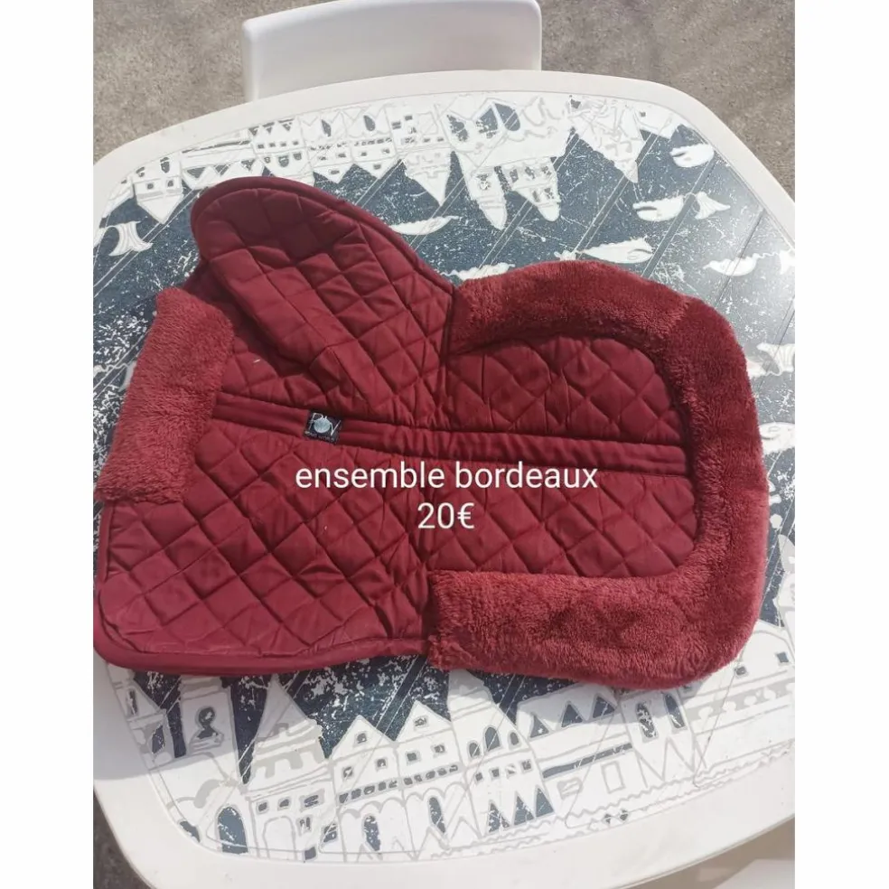 ensemble bordeaux