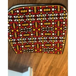 Ensemble composé d’un tapis, d’un bonnet et d’un sac de pansage