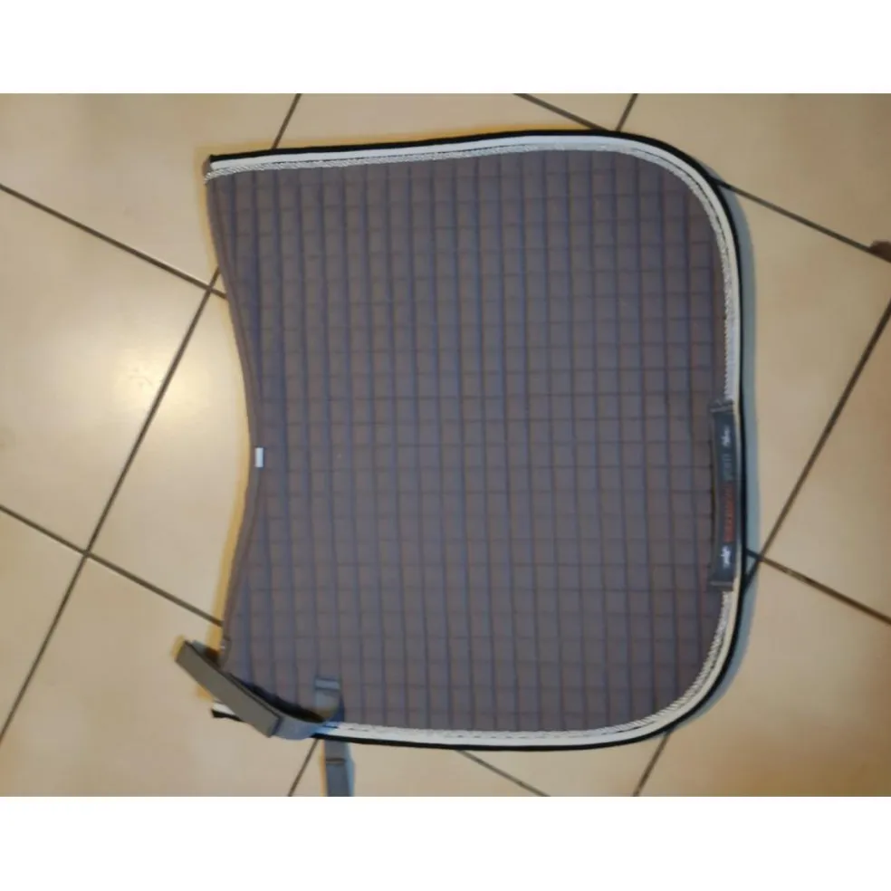 Ensemble dressage gris