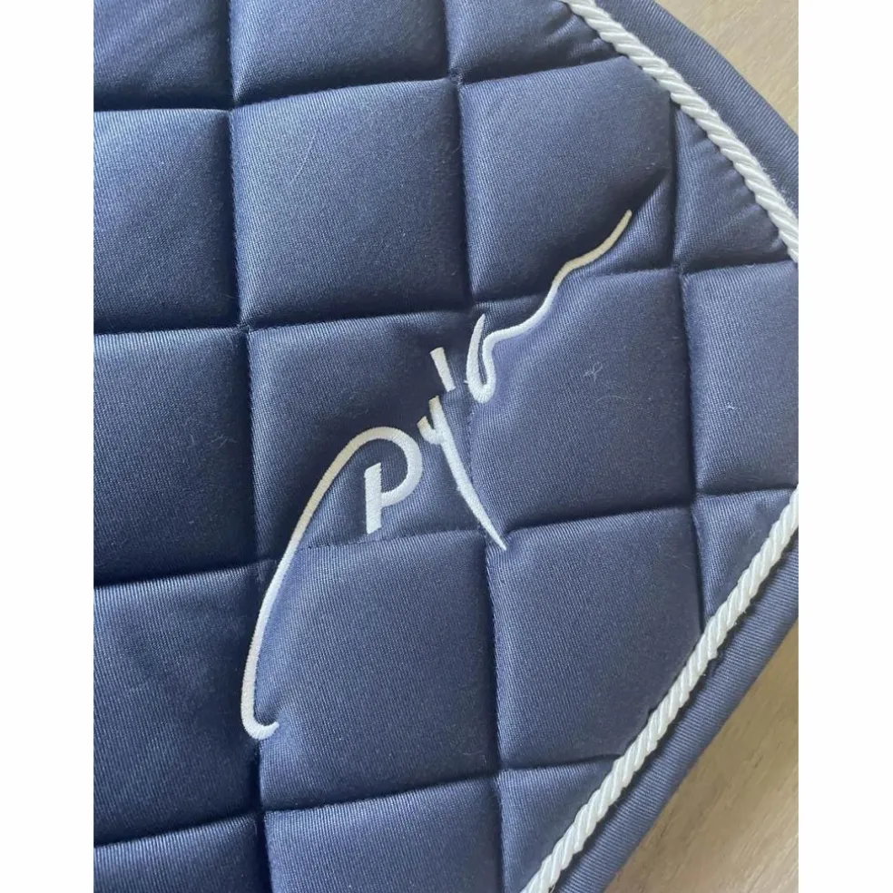 ensemble dy’on bonnet + tapis