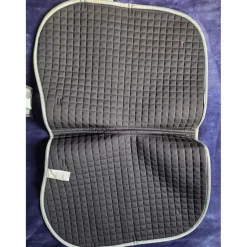Ensemble Felix Bulher vert (Tapis, Bonnet, Bandes)