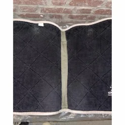 Ensemble poney tapis brodé