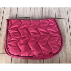 Ensemble rose tapis et bonnet taille pony