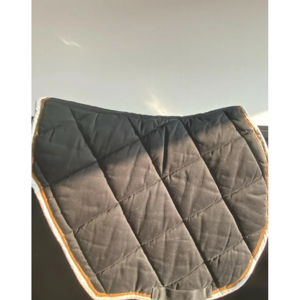ENSEMBLE TAPIS + BONNET AALISTER