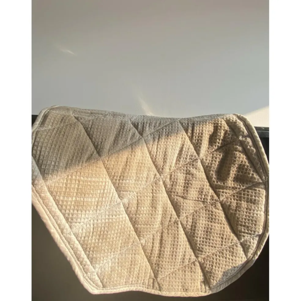 ENSEMBLE TAPIS + BONNET AALISTER