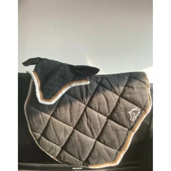 ENSEMBLE TAPIS + BONNET AALISTER