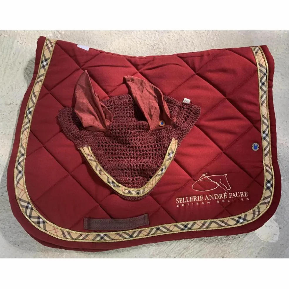 Ensemble Tapis + Bonnet Equidées