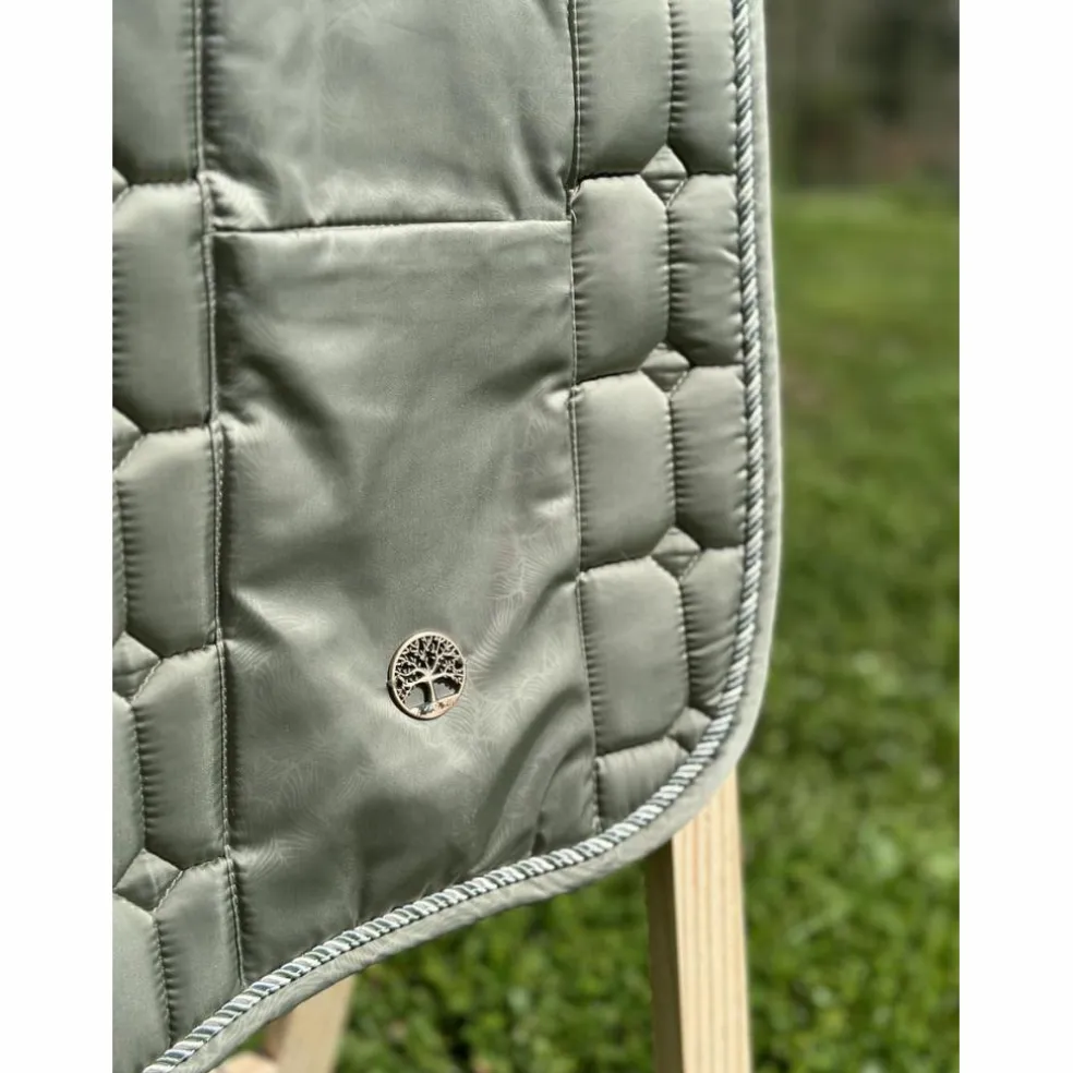 Ensemble Tapis + Bonnet Felix Bühler
