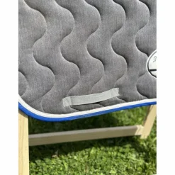 Ensemble Tapis + Bonnet Jump’In x Ohlala