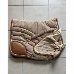 Ensemble tapis + bonnet marron